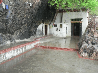 Dungeshwari Cave