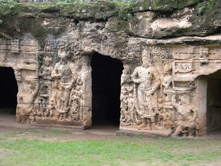 Sculptures of Bodhisattva
