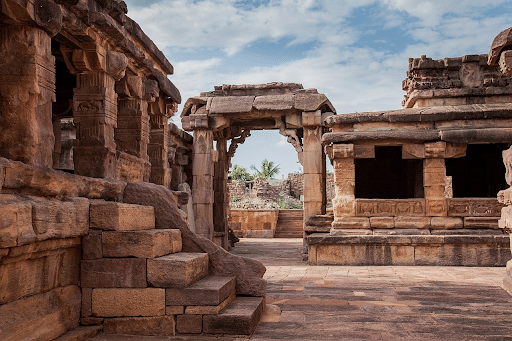 Kunti group colonnade