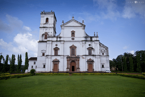 ( Sé Cathedral, Goa )
